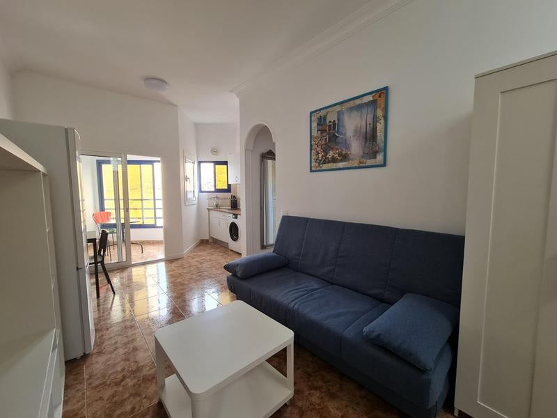 Caledonia_Park_Beachfront_Bliss_Apartment_minimalist_living_room_3