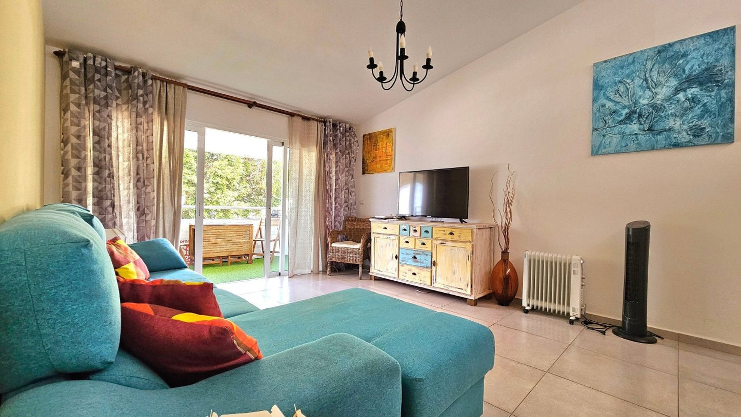 Chayofa Must-see Apartment El Morro cozy living room with modern amenities