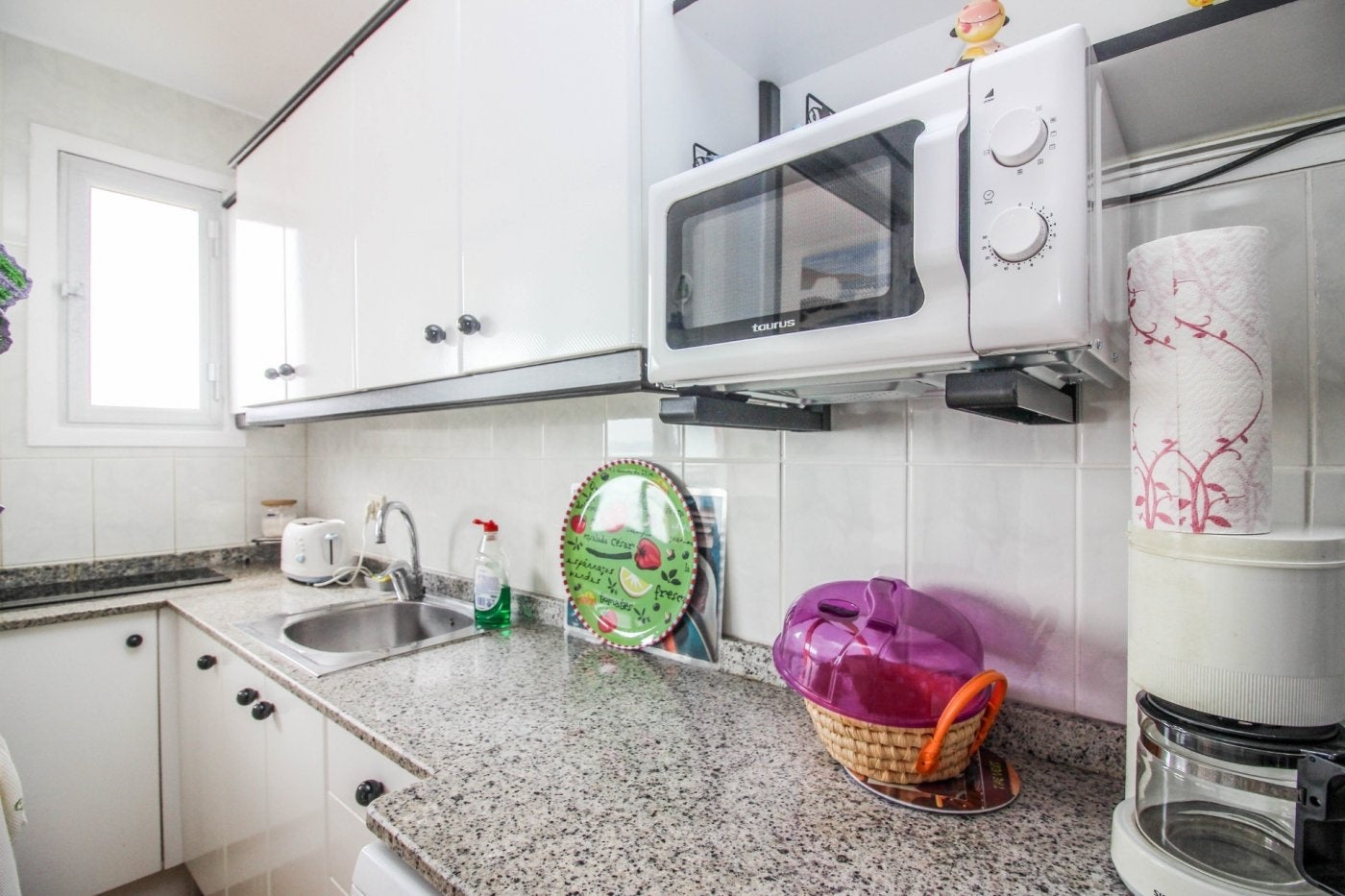 Costa Adeje Cozy Apartment at Windsor Park 18 modern and fully equipped kitchen