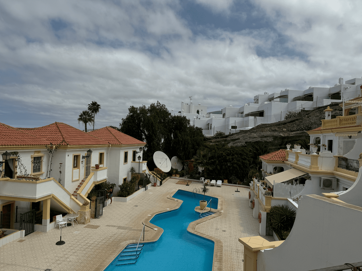 Costa Adeje Stunning Apartment at Windsor Park 35 refreshing complex pool
