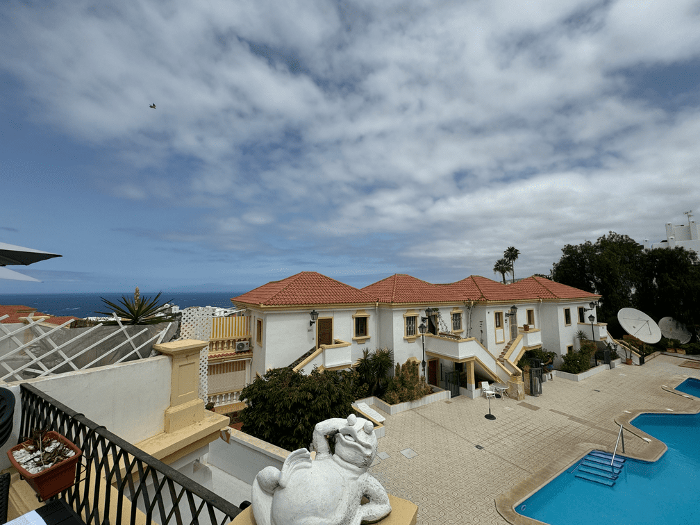 Costa Adeje Stunning Apartment at Windsor Park 35 refreshing complex pool and sea view