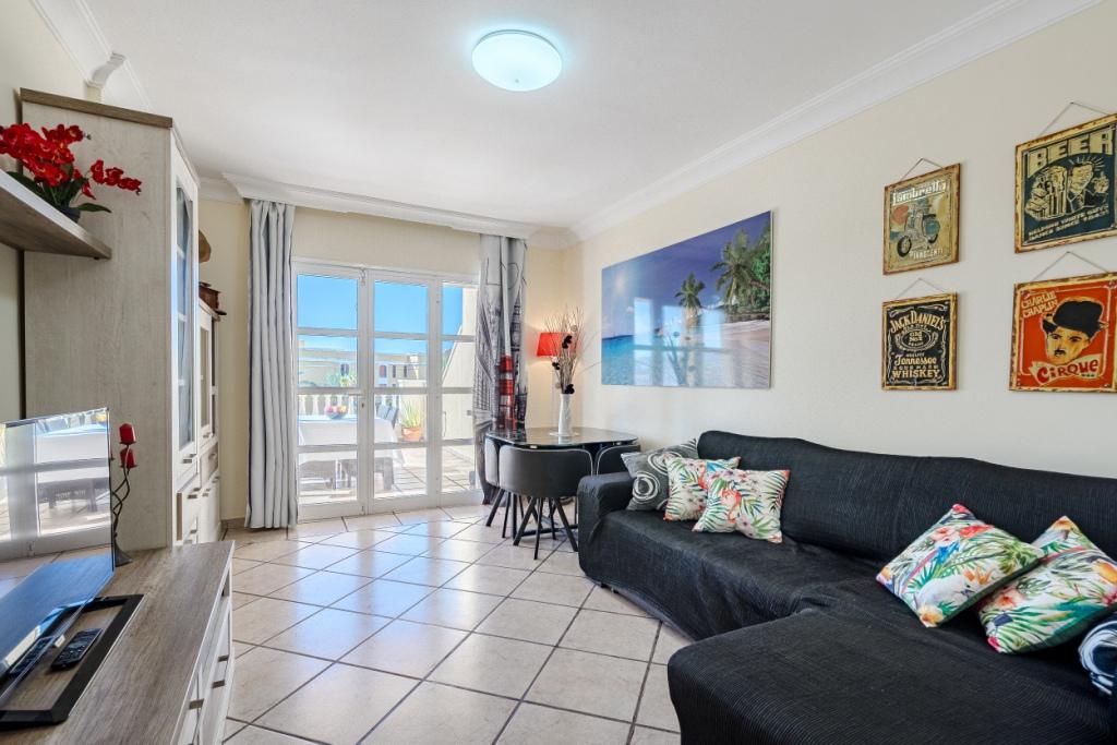 Fanabe Exclusive Benimar Complex Apartment Tenerife Fully Equipped living room with modern amenities and flat-screen tv