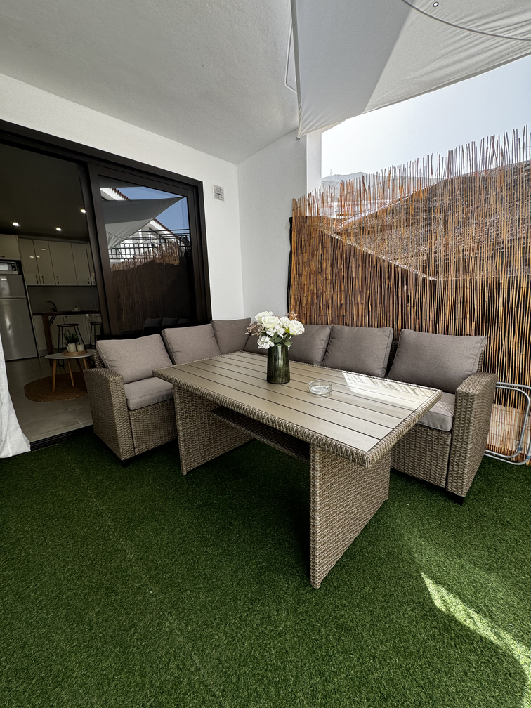 Los Cristianos Los Diamantes Beautiful Apartment spacious terrace