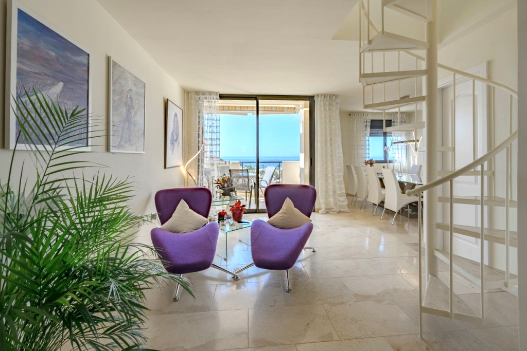 Pal Mar La Arenita Spacious Duplex Penthouse elegant dining room with violet contemporary chairs