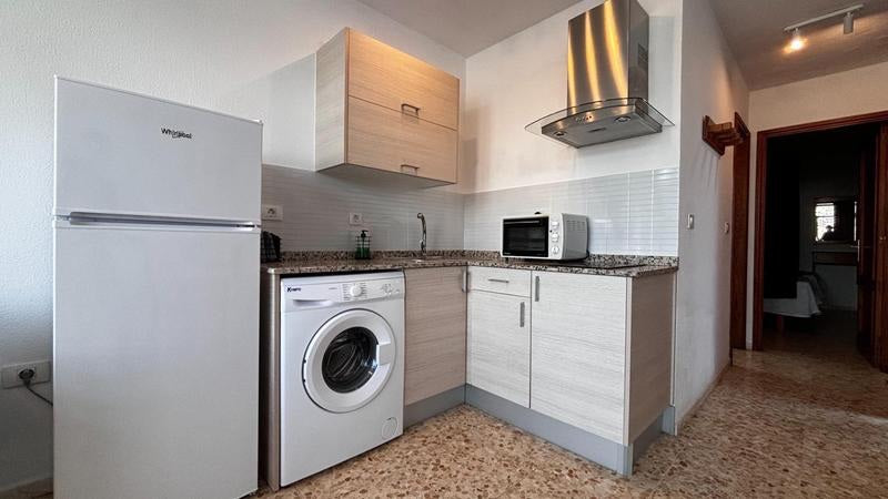 Spacious Apartment, Long-Term Rental, Adeje, Fully equipped kitchen