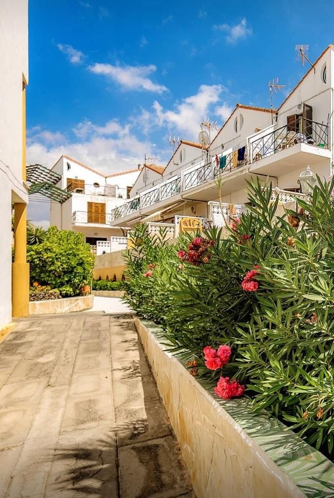 Stylish Apartment with Pool Las Américas Altamar Gardens