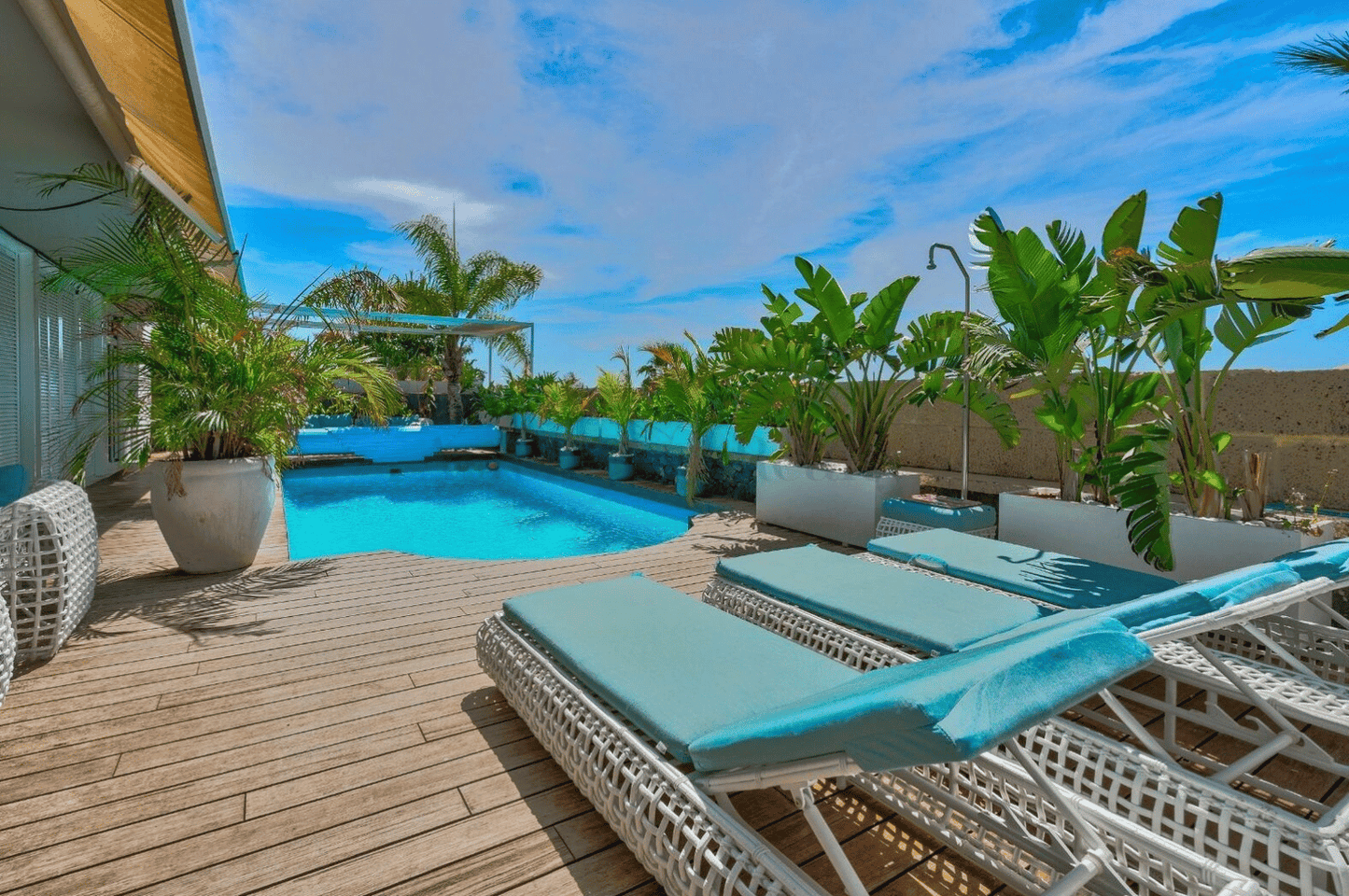 Torviscas_Alto_Luxury_4_bedroom_villa_tenerife_pool_private_wooden_floor