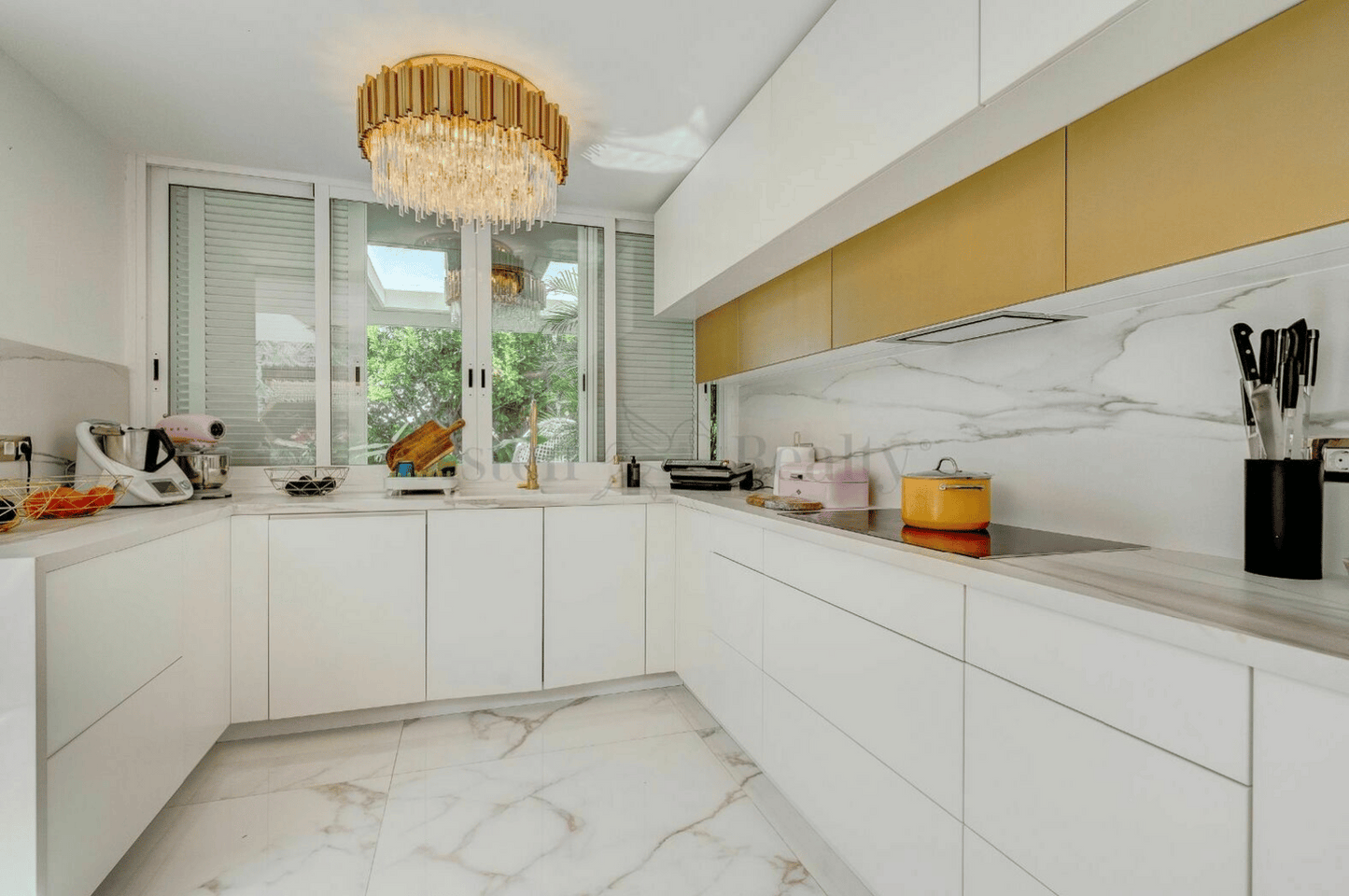Torviscas_Alto_Luxury_4_bedroom_villa_tenerife_stunning_marble_kitchen_fully_equipped