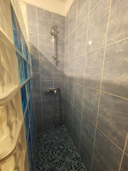 Atlantic_View_Quiet_Peaceful_Windless_Apartment_Fantastic_Ocean_View_Apartment_Costa_Del_Silencio_shower_Tenerife