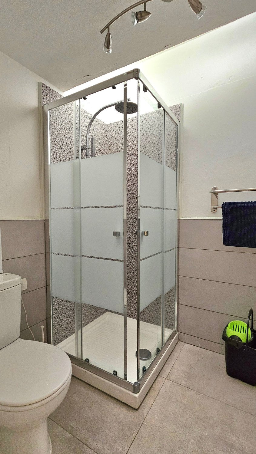 Chayofa Must-see Apartment El Morro modern bathroom with shower