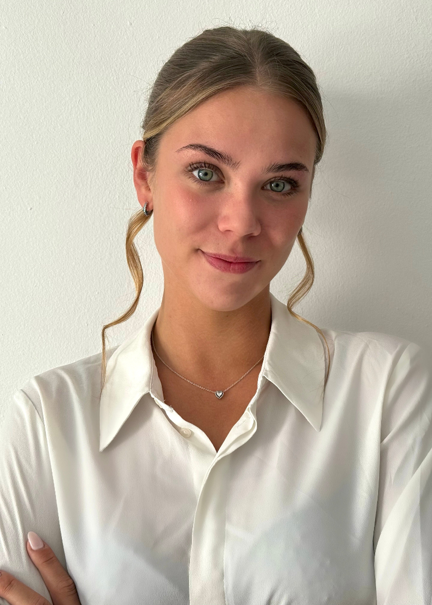 Chloe Realax Team
