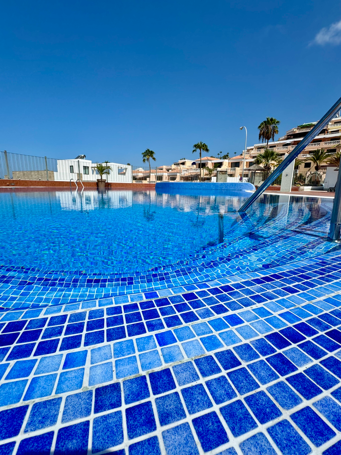 Costa_Adeje_Charming_Renovated_Apartment_complex_pool_details