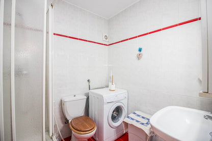 Costa Adeje Cozy Apartment at Windsor Park 18 cozy fully equipped bathroom
