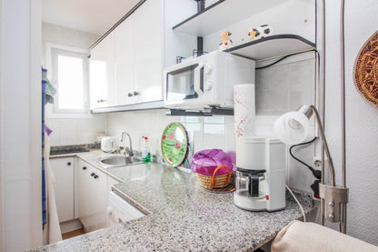 Costa Adeje Cozy Apartment at Windsor Park 18 fully equipped kitchen