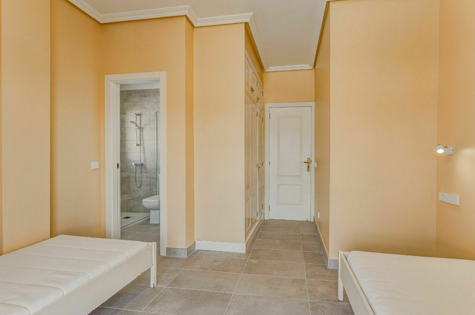 El_Medano_Exclusive_House_Ocean_Views_Tenerife_private_marble_bathroom_bedroom