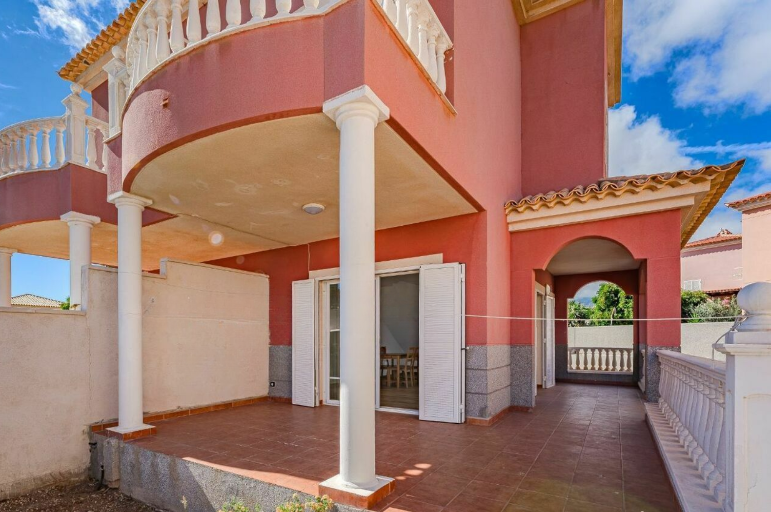 El_Medano_Exclusive_House_Ocean_Views_Tenerife_terrace_balcony