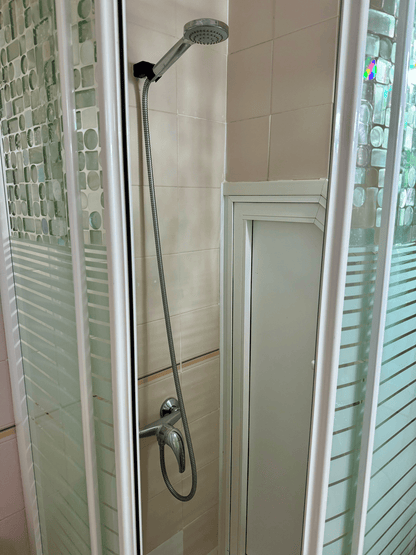 Fanabe_Stunning_Beachfront_Penthouse_Parque_Royal_Tenerife_bathroom_full_details