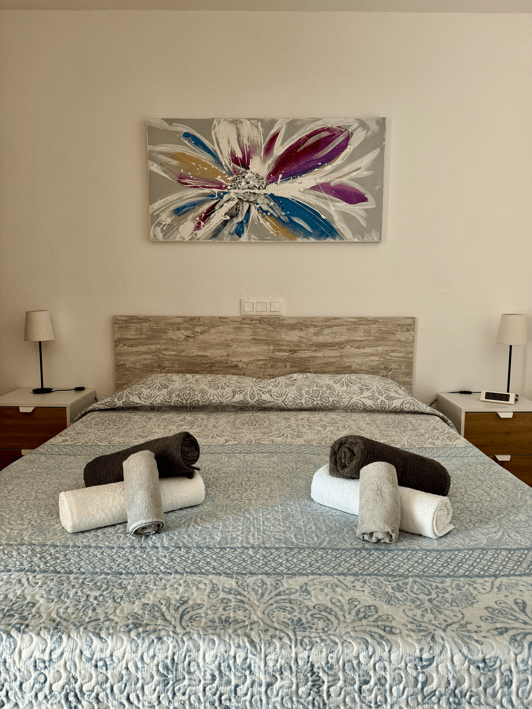 Fanabe_Stunning_Beachfront_Penthouse_Parque_Royal_Tenerife_bedroom