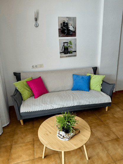 Fanabe_Stunning_Beachfront_Penthouse_Parque_Royal_Tenerife_living_room_modern_amenities