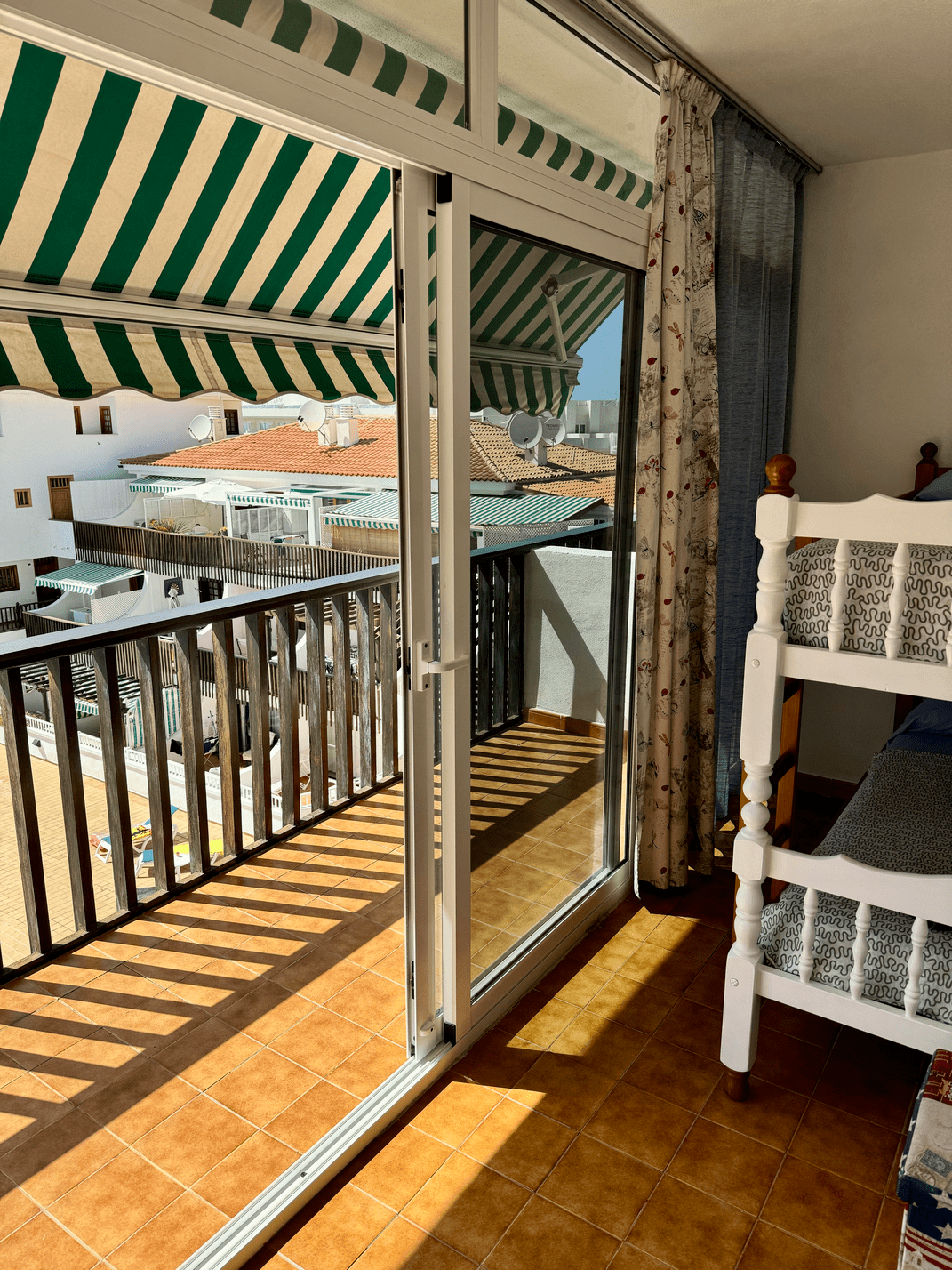 Fanabe_Stunning_Beachfront_Penthouse_Parque_Royal_Tenerife_terrace_second_floor