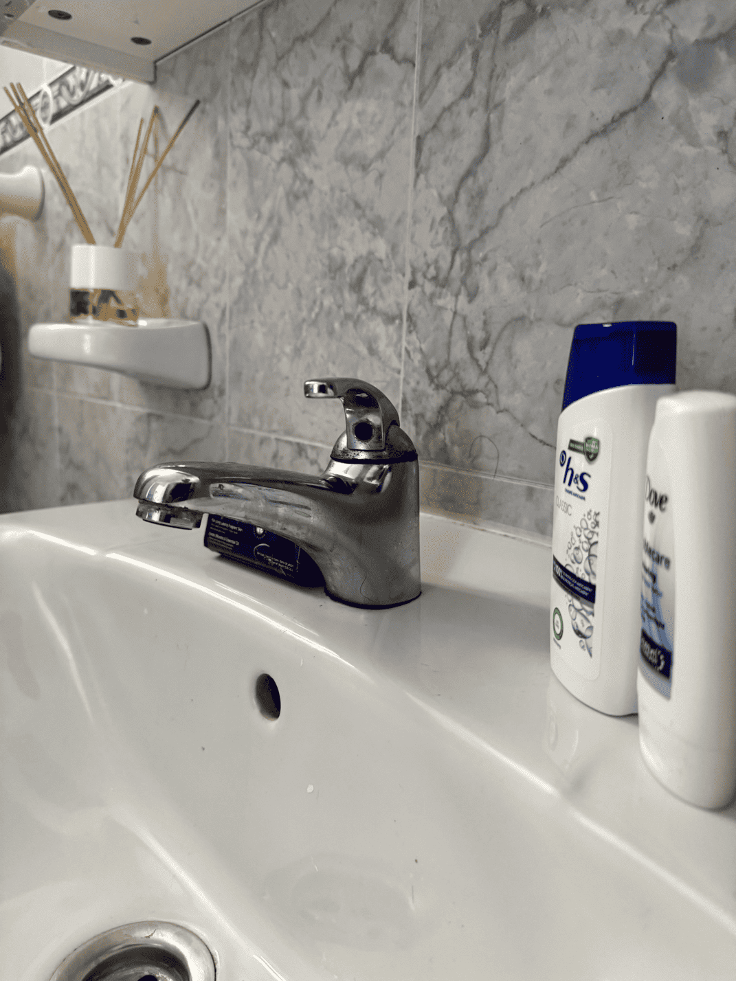 Heart_of_Las_Americas_Charming_Beach_Apartment_Tenerife_Bathroom