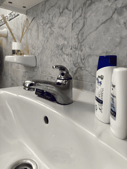 Heart_of_Las_Americas_Charming_Beach_Apartment_Tenerife_Bathroom