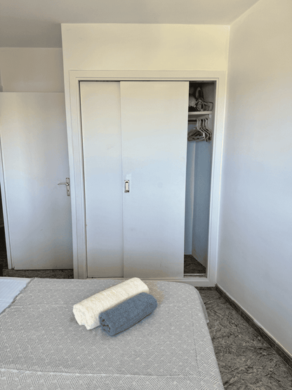 Heart_of_Las_Americas_Charming_Beach_Apartment_Tenerife_Bedroom_Closet