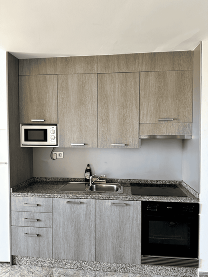 Heart_of_Las_Americas_Charming_Beach_Apartment_Tenerife_Modern_Kitchen