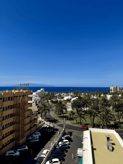 Heart_of_Las_Americas_Charming_Beach_Apartment_Tenerife_Ocean_View