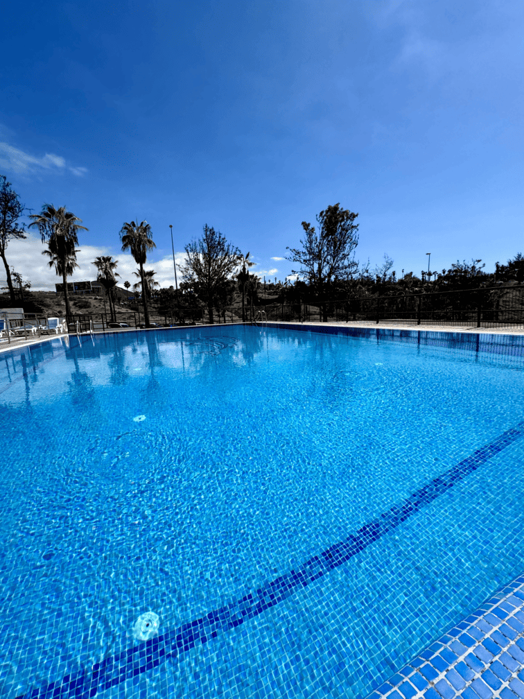 Heart_of_Las_Americas_Charming_Beach_Apartment_Tenerife_Pool