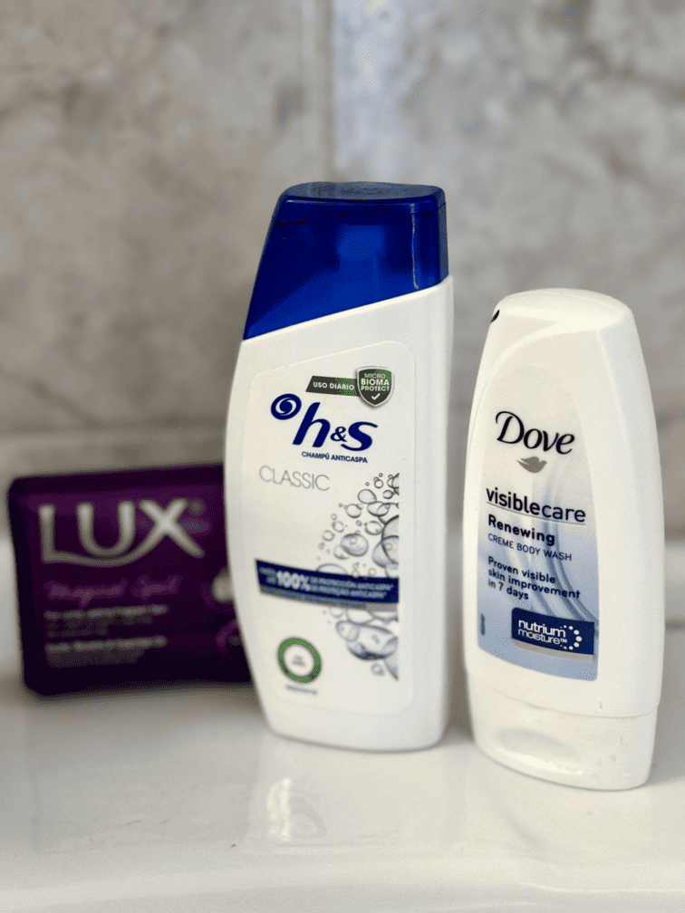 Heart_of_Las_Americas_Charming_Beach_Apartment_Tenerife_Shampoo