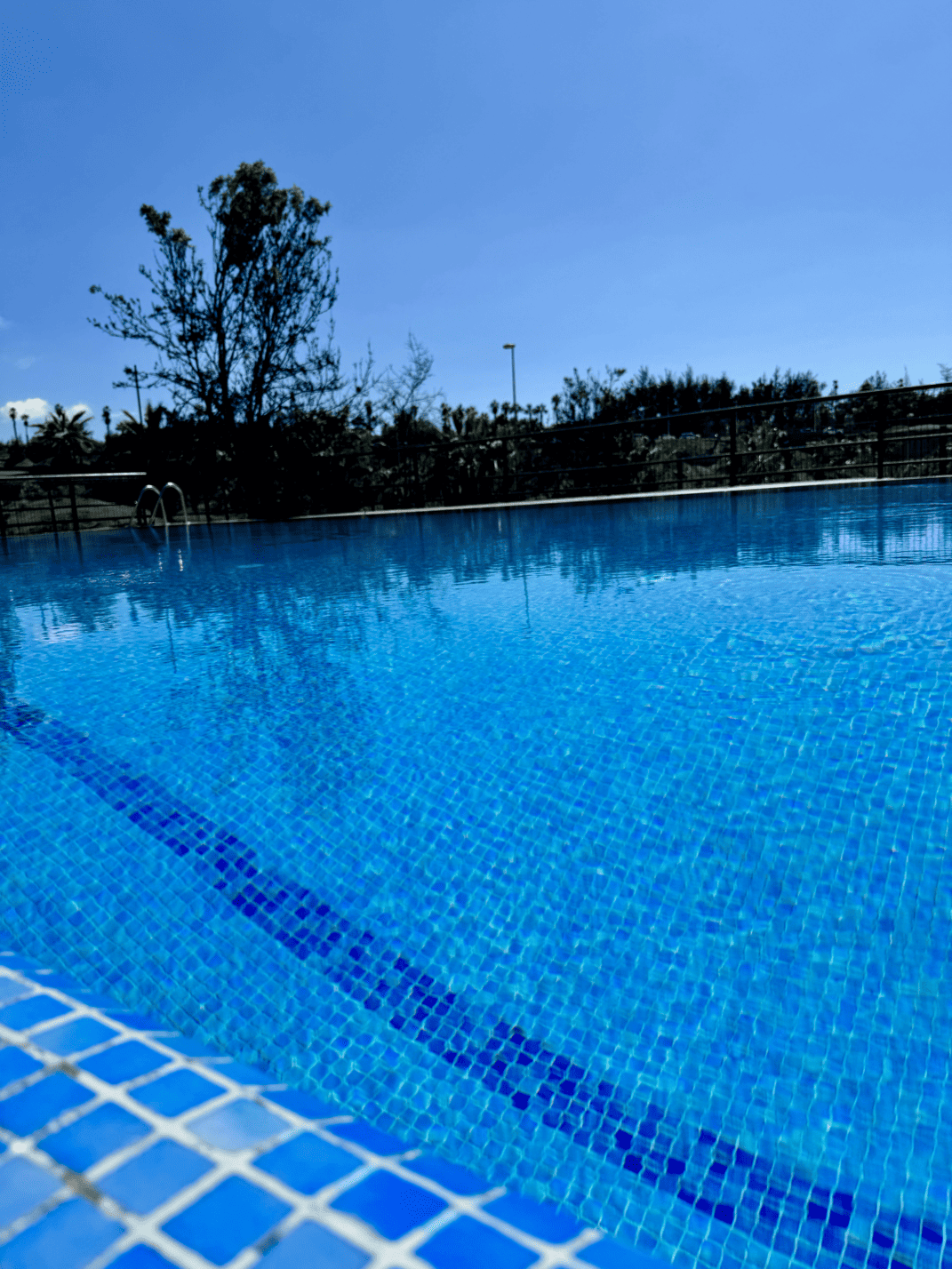 Heart_of_Las_Americas_Charming_Beach_Apartment_Tenerife_Water