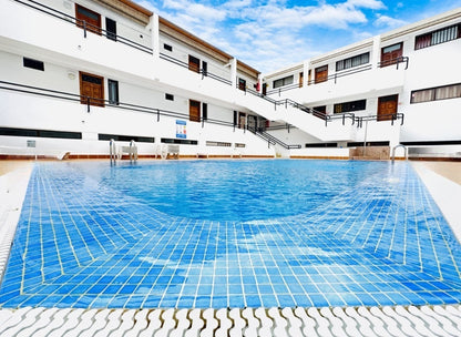 Heart of Los Cristianos Apartment Tenerife complex pool details