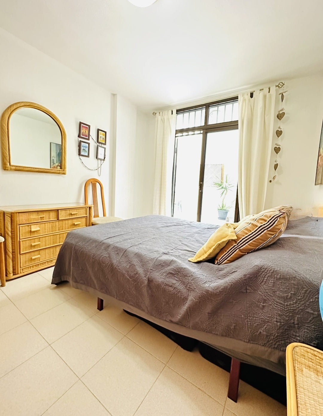 Heart of Los Cristianos Apartment Tenerife fully equipped amenities bedroom terrace access
