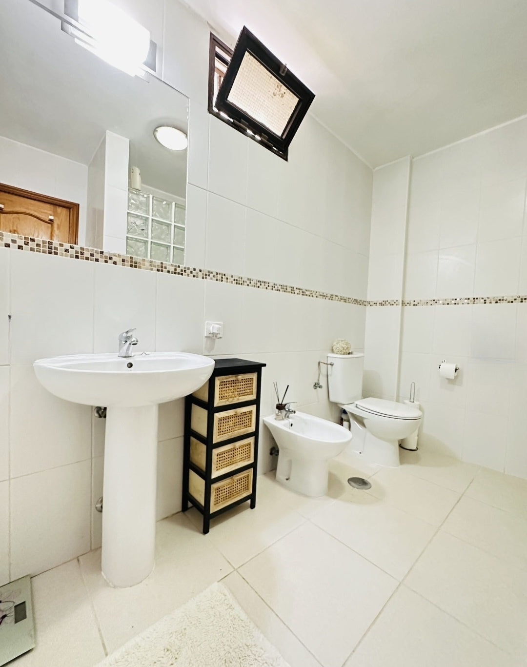 Heart of Los Cristianos Apartment Tenerife modern fully equipped bathroom