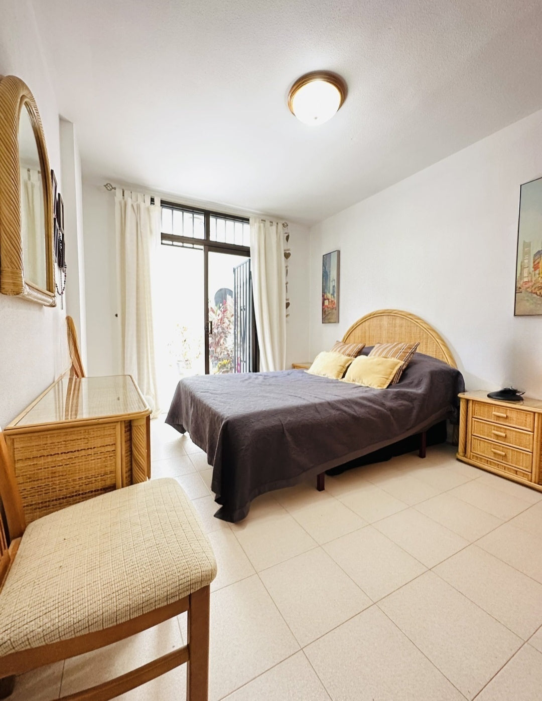 Heart of Los Cristianos Apartment Tenerife modern fully equipped bedroom queen-size bed