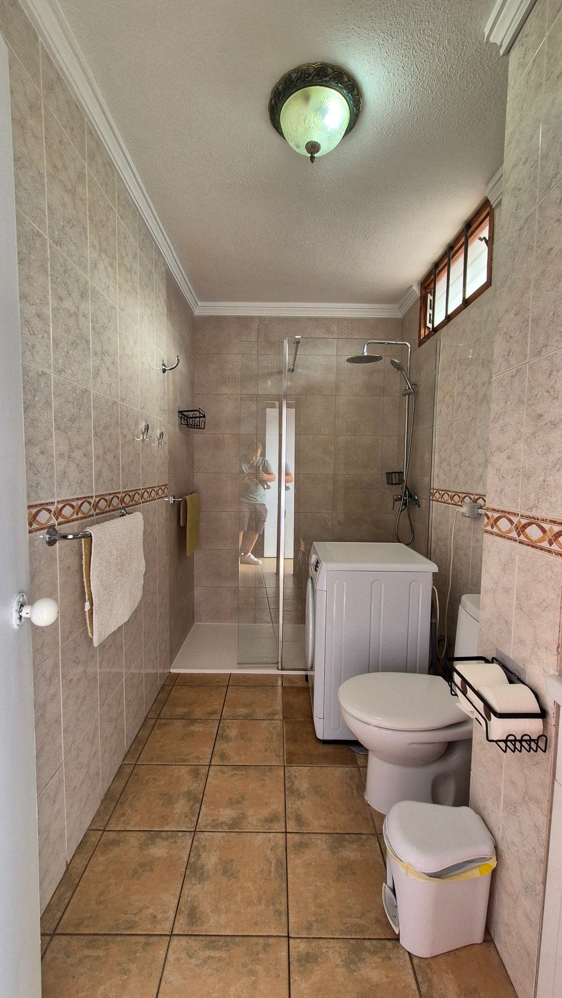 Las Americas Cattleya Ocean Oasis Apartment modern bathroom