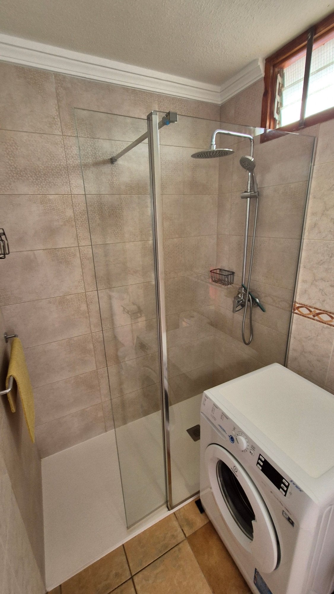 Las Americas Cattleya Ocean Oasis Apartment modern bathroom 3