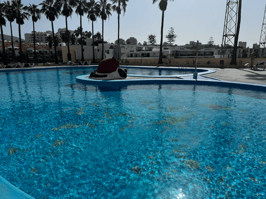 Las_Americas_Stunning_Apartment_Close_to_the_Sea_in_Tenerife_complex_pool_yomely