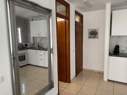 Las_Americas_Stunning_Apartment_Close_to_the_Sea_in_Tenerife_entrance_special_mirror