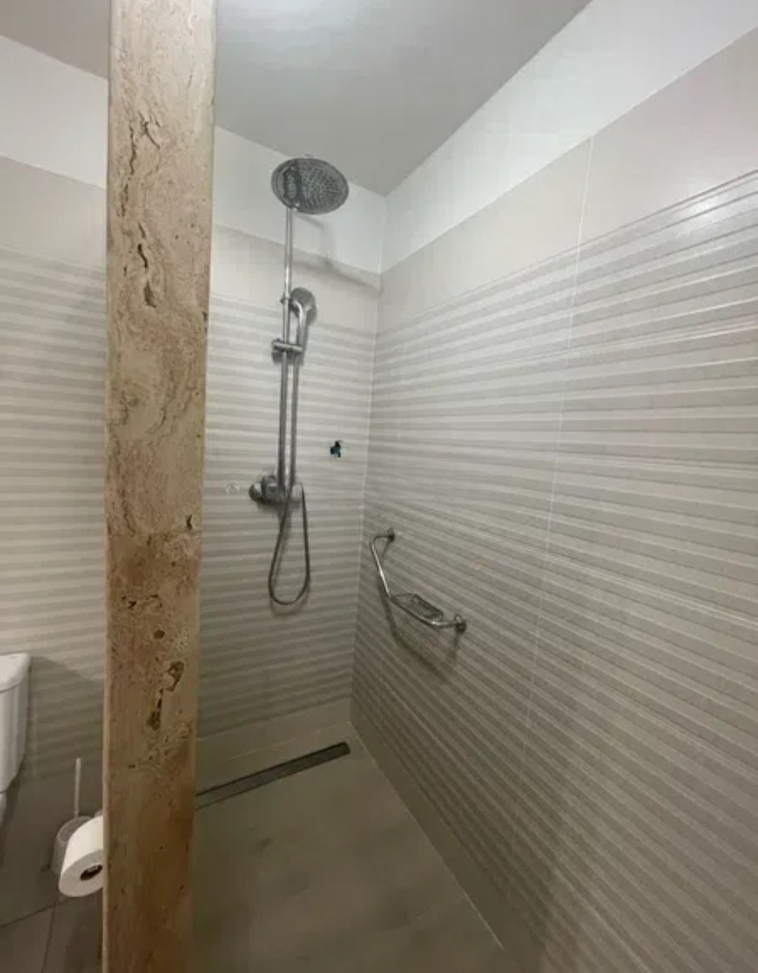 Los Cristianos Dream Duplex Tenerife bathroom with stylish shower