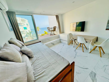 Los_Cristianos_Must-See_Beachfront_Apartment_with_Stunning_Ocean_Views_in_Tenerife_amazing_sofa_view