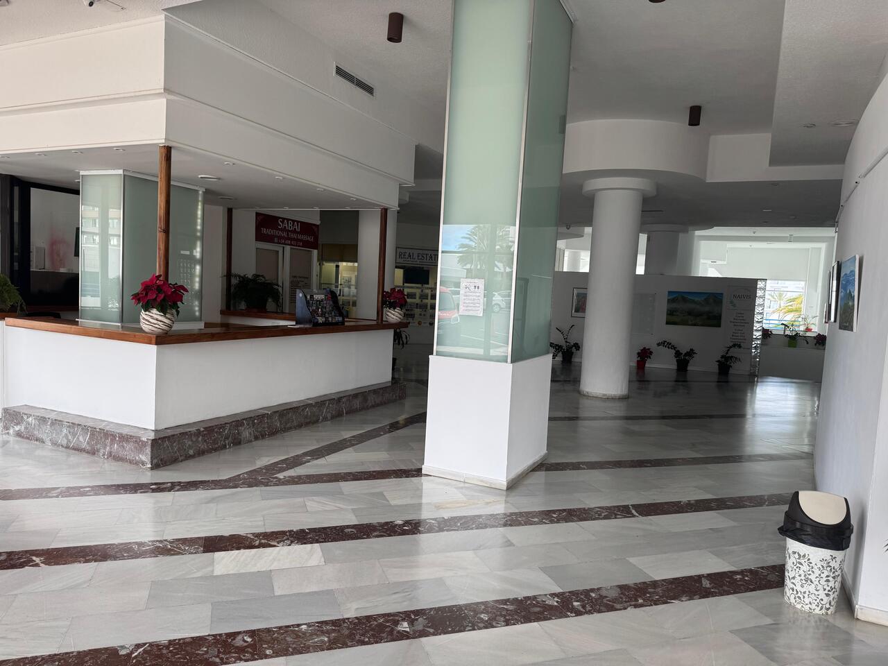 Design Moderne & Vues Panoramiques – Appartement Entièrement Rénové à Playa Paraíso, Tenerife
