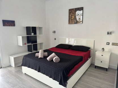 Design Moderne & Vues Panoramiques – Appartement Entièrement Rénové à Playa Paraíso, Tenerife