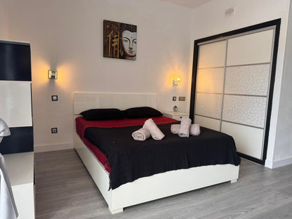 Design Moderne & Vues Panoramiques – Appartement Entièrement Rénové à Playa Paraíso, Tenerife