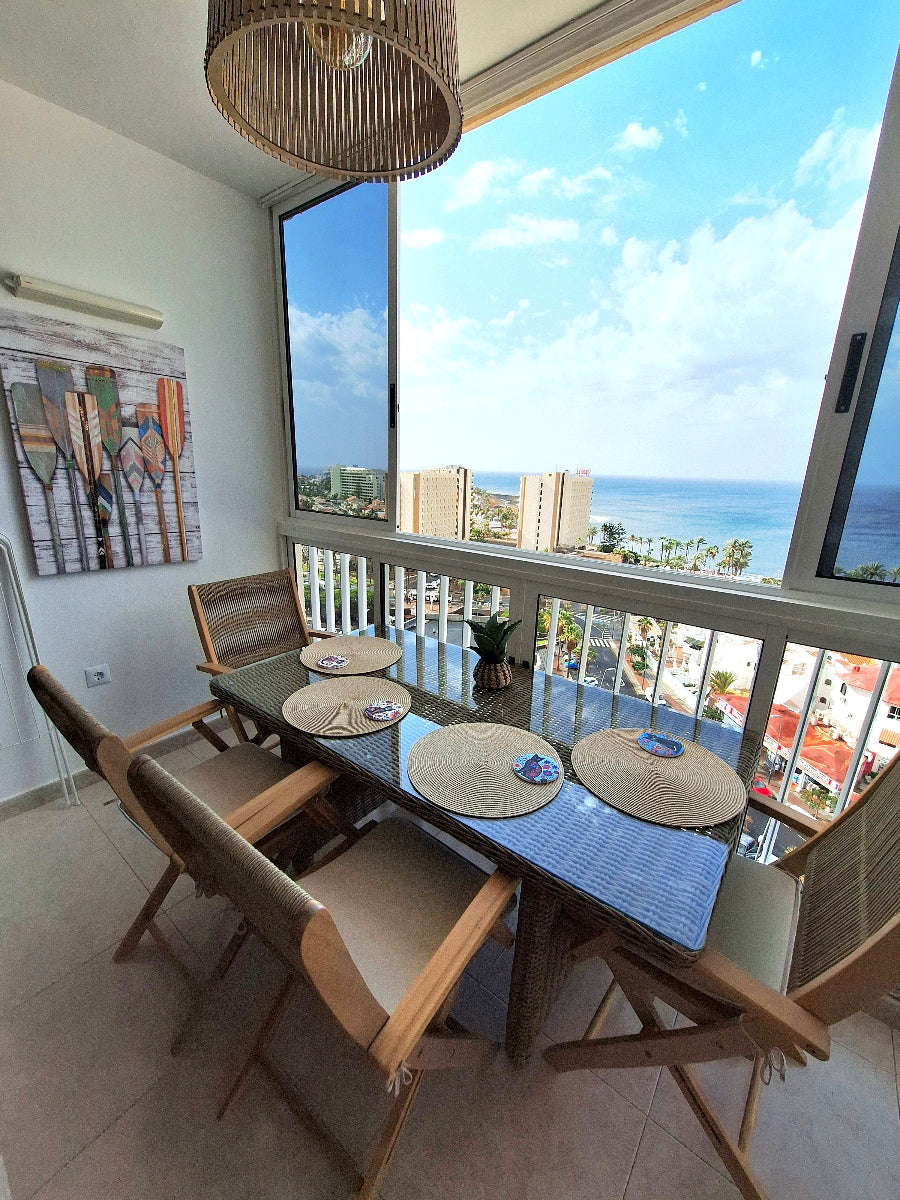 Ocean_Panorama_Apartment_in_Playa_de_Las_Americas_Tenerife_terrace