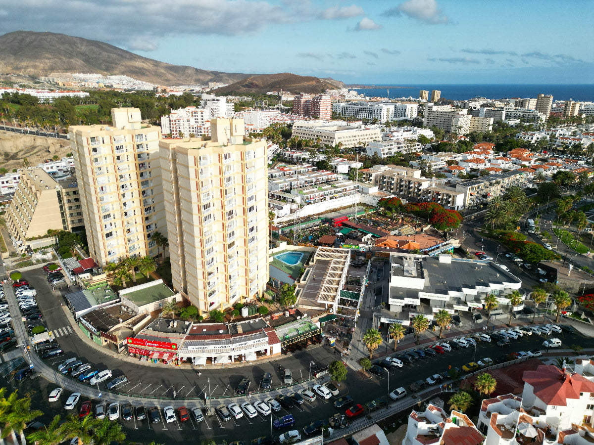 Ocean_Panorama_Apartment_in_Playa_de_Las_Americas_Tenerife_torres_de_yomely