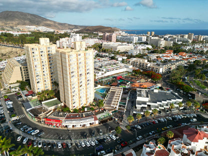Ocean_Panorama_Apartment_in_Playa_de_Las_Americas_Tenerife_torres_de_yomely