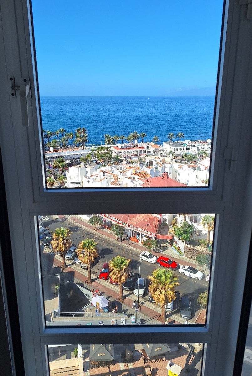 Ocean_Panorama_Apartment_in_Playa_de_Las_Americas_Tenerife_window_view