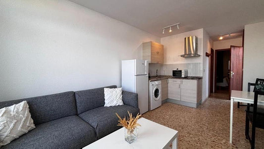 Spacious Apartment, Long-Term Rental, Adeje, Cozy living room with comfortable seating